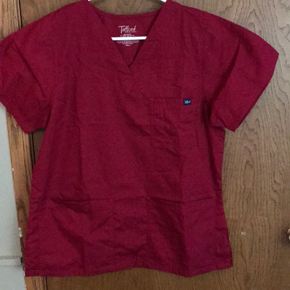 Scrub top